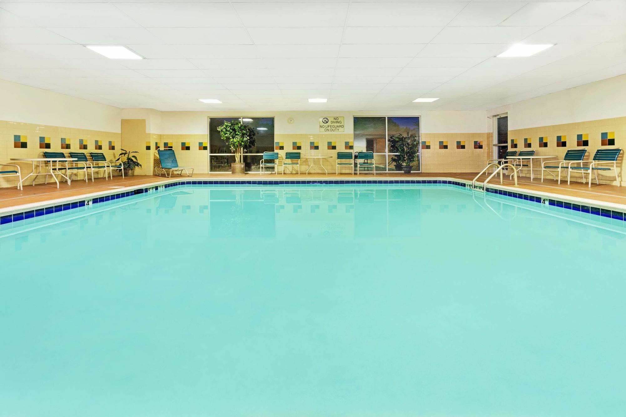 Quality Inn & Suites Wellington - Fort Collins Luaran gambar